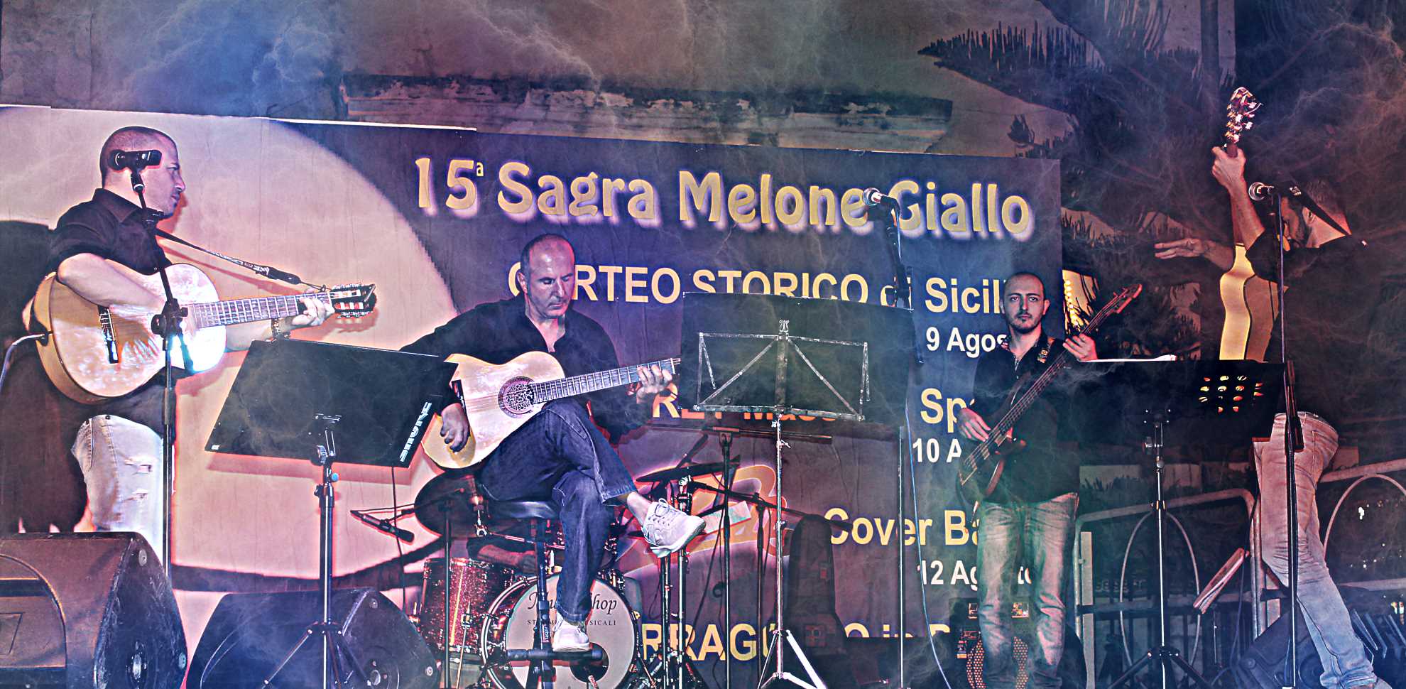 Soleada band on stage in Joppolo Giancaxio